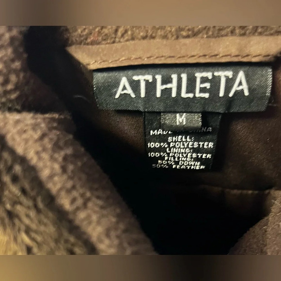 Athleta down feather puff vest medium - Picture 2 of 2